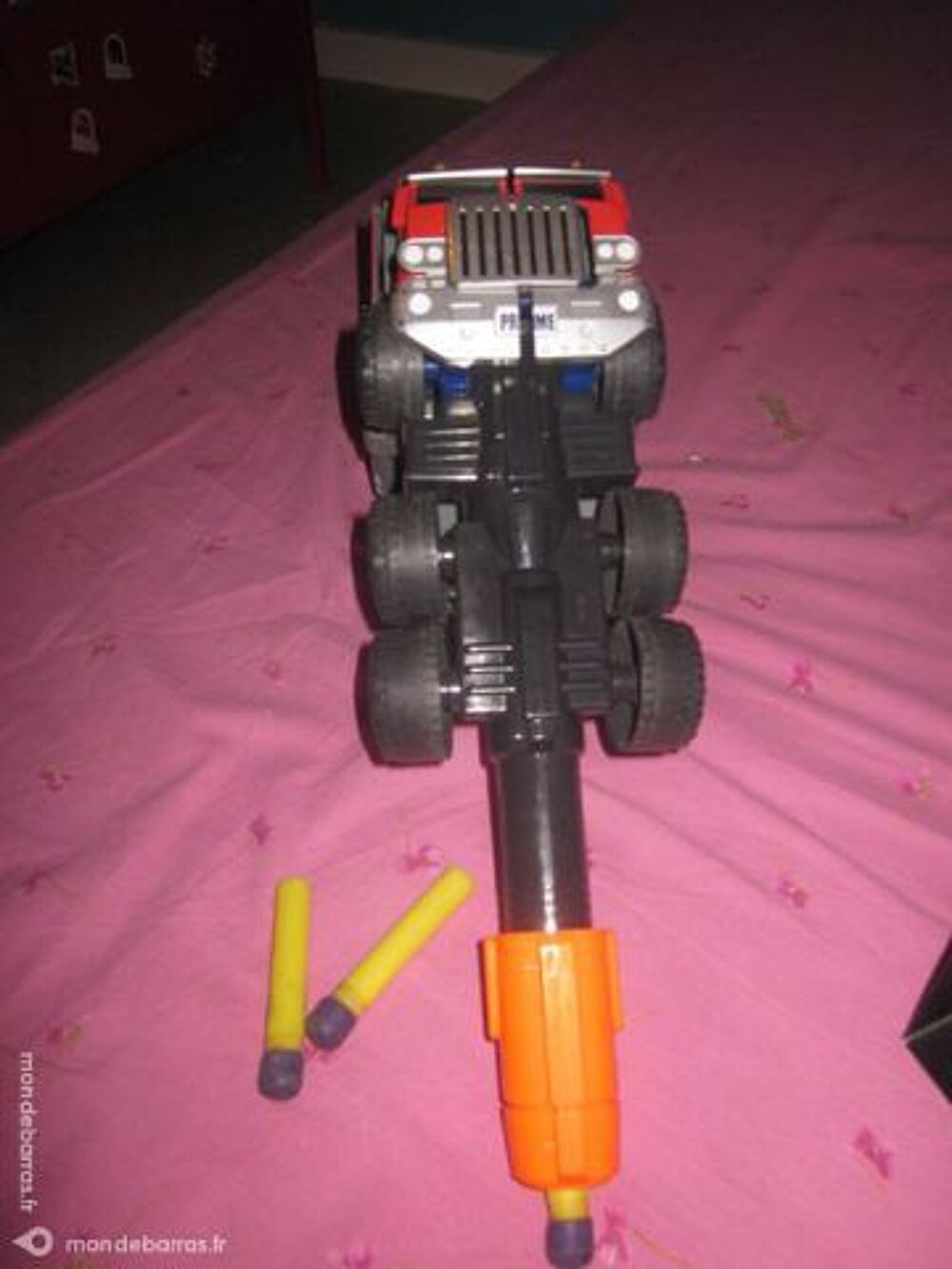 Camion transformable en pistolet TRANSFORMER Jeux / jouets