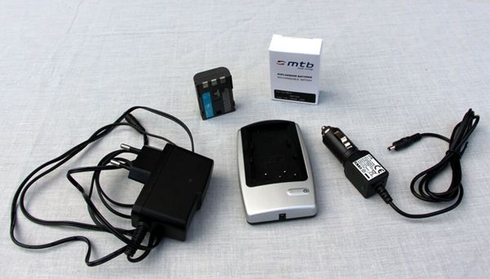 Chargeur et batterie pour appareil photo Photos/Video/TV