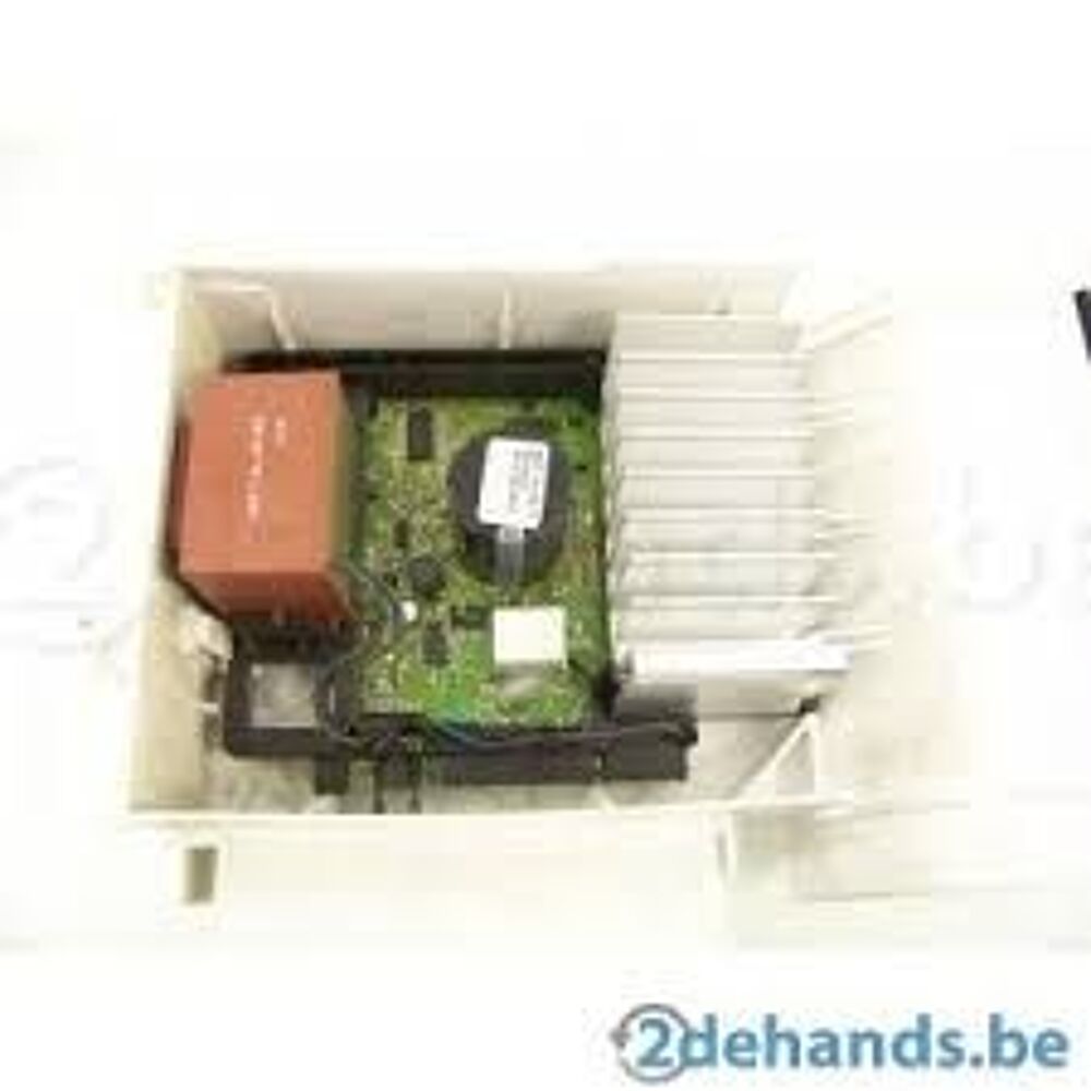 Platine de puissance programm&eacute;e lave-linge Whirlpool AWM1000 Electroménager