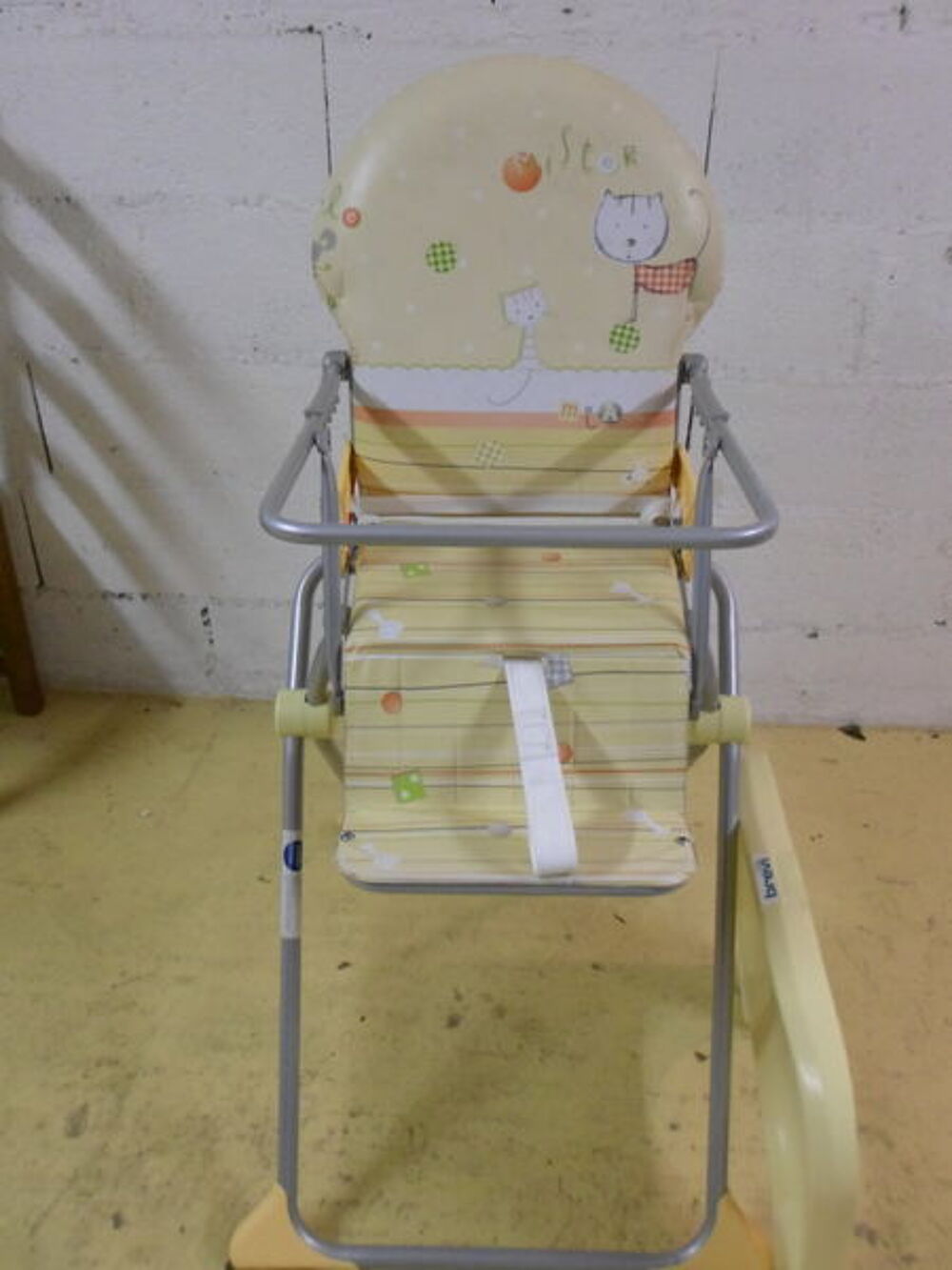 Chaise haute b&eacute;b&eacute; Puriculture