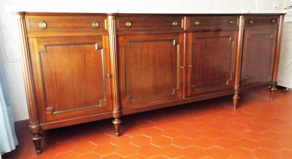 BUFFET 4 PORTES 4 TIROIRS ACAJOU Meubles