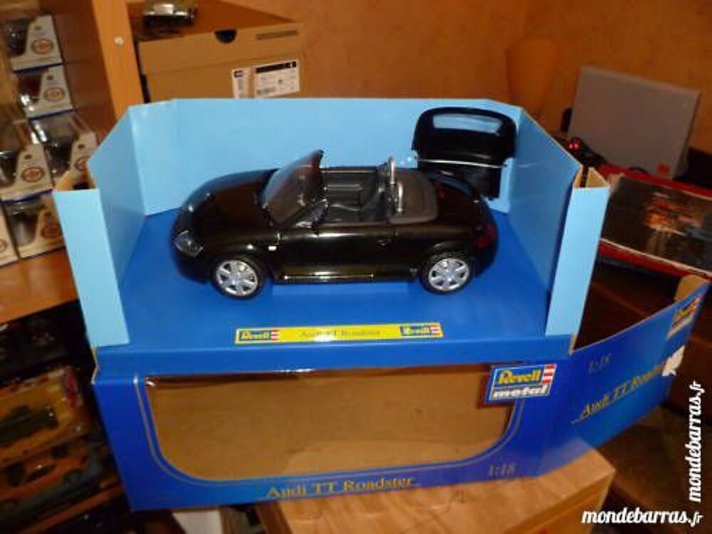 Audi TT roadster 1999 Noir Revell 1/18 Neuf Boite Jeux / jouets