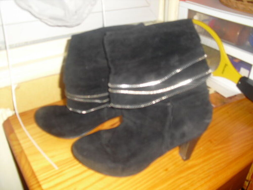 botinne a talon en nubuck noire avec liserais acier T 38 Chaussures