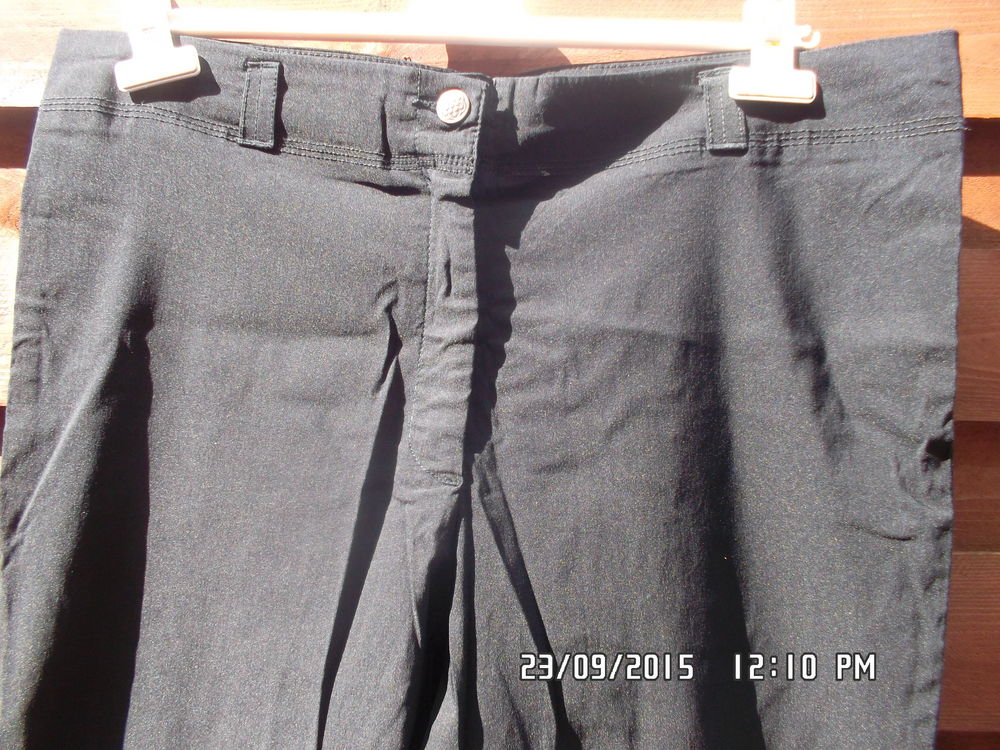 PANTACOURT NOIR T.48*JUSTE 2E*KIKI60230 Vêtements