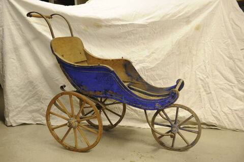 landau bois enfant d'poque 0 Bligneux (01)