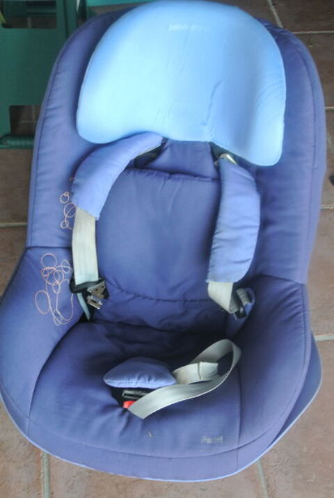 Sige-auto, poussette,parc, berceau en bon tat ! 40 Les Trois-lets (97)