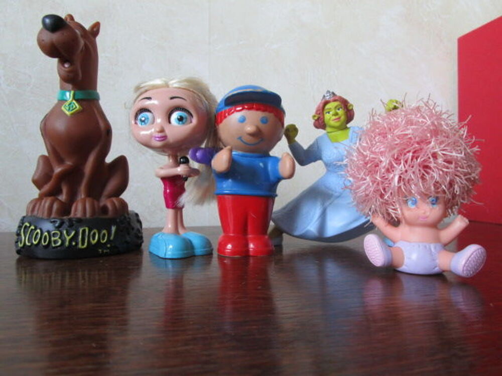Jouets - Lot de 11 + 5= 16 SUJETS FIGURINES de DISNEY Jeux / jouets