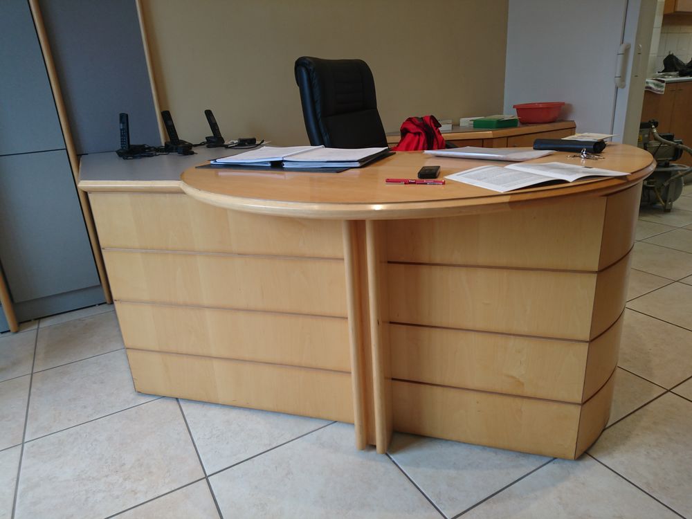 tr&egrave;s bel ensemble bureau Meubles
