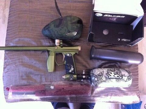 Lanceur Paintall INVERT et accessoires TBE 400 Draguignan (83)