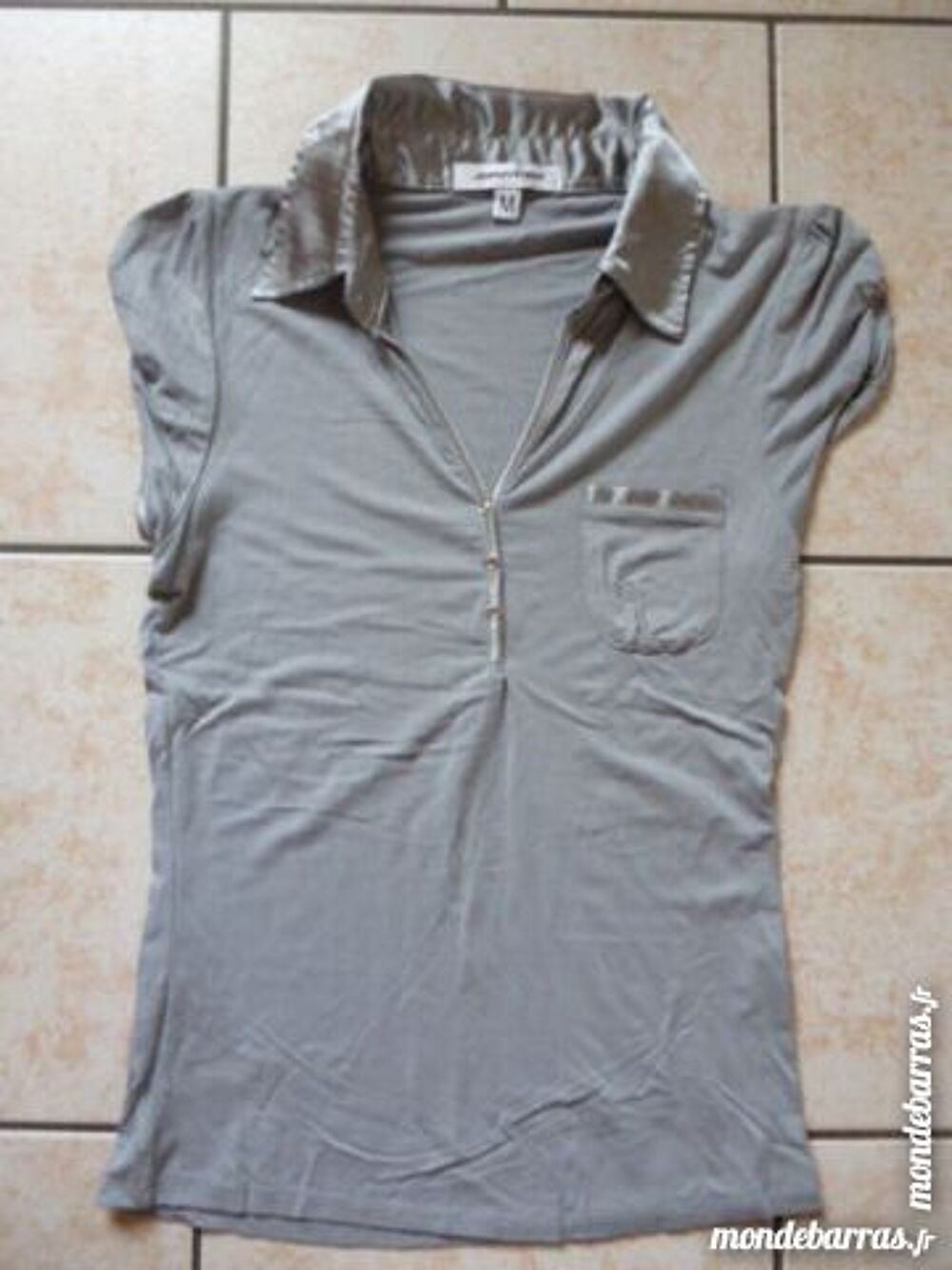 Tee-shirt forme polo gris clair &laquo; Jennyfer &raquo; T.36 Vtements