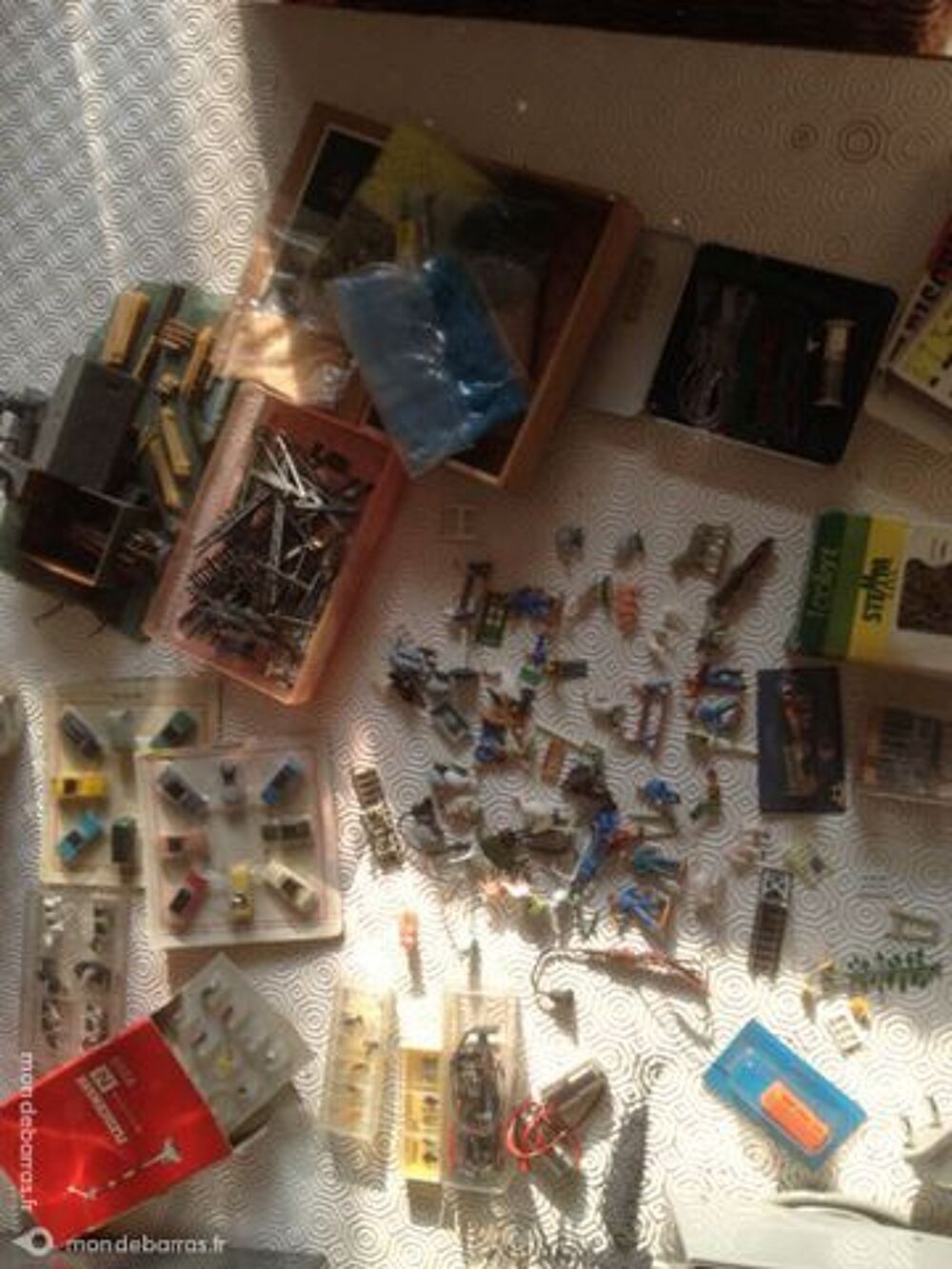 Circuit et accessoir train &eacute;lectrique Jeux / jouets