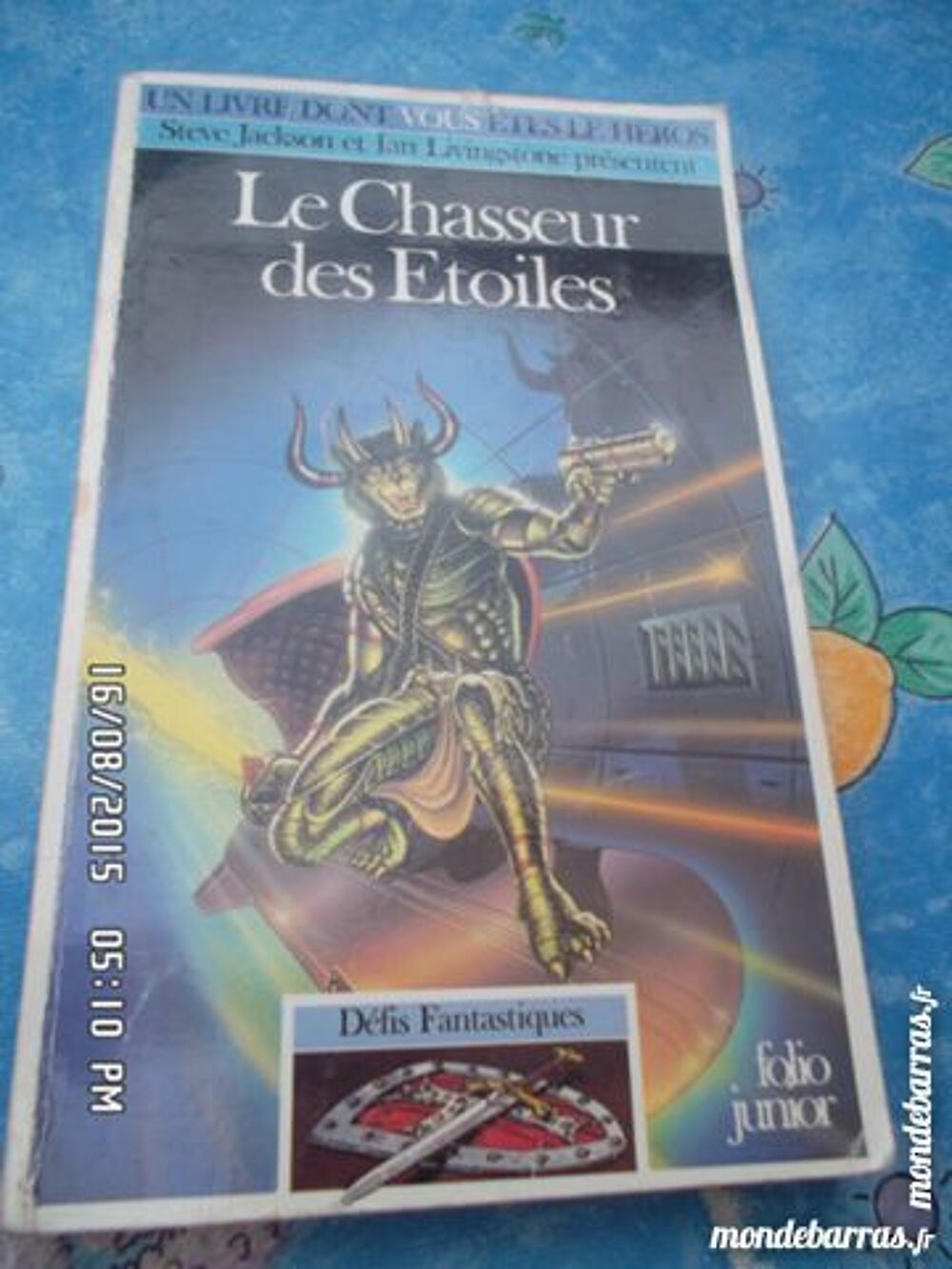 LE CHASSEUR DES ETOILES Livres et BD