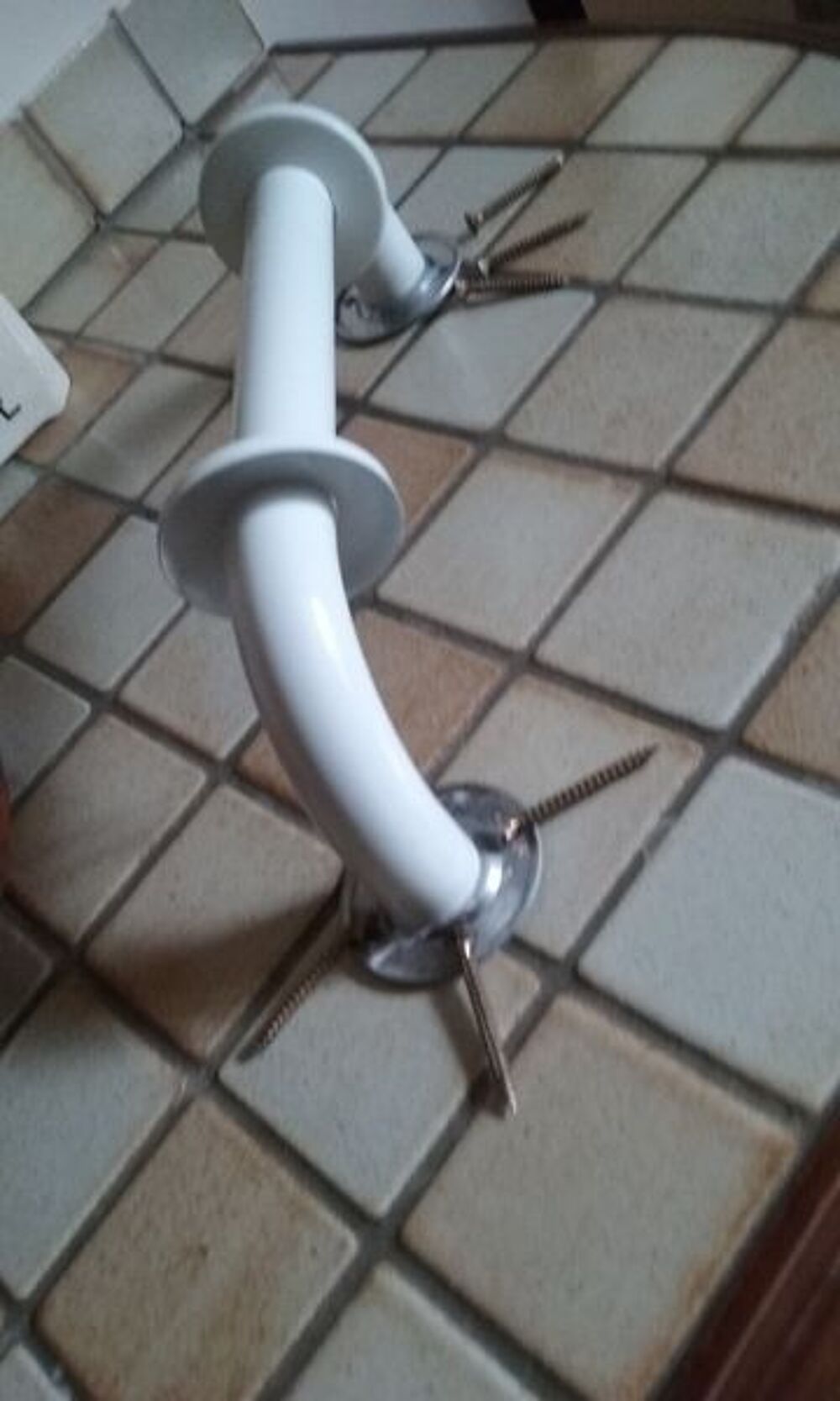 Barre de soul&egrave;vement blanche Bricolage