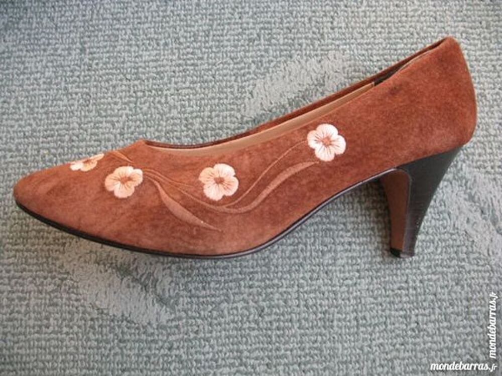 Chaussure en daim marron - P39 Chaussures
