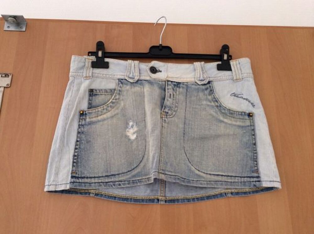 Jupe courte en jean Vêtements