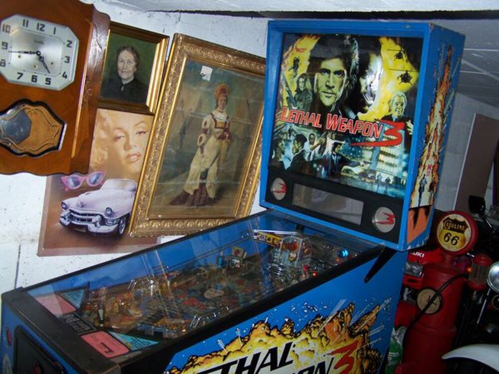 collectionneur recherche flipper de bar a restaurer ou hs. Photos/Video/TV