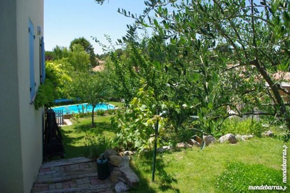   villa avec piscine Provence-Alpes-Côte d'Azur, Rousset (13790)