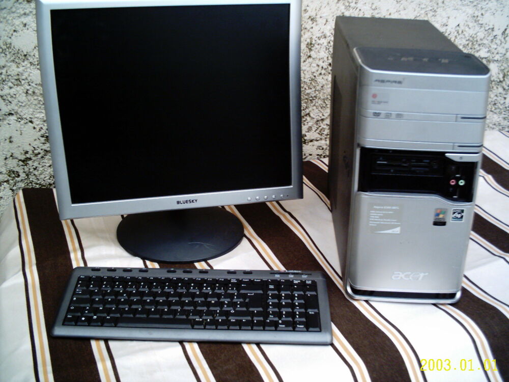 Vends PC Bureau ACER Matériel informatique