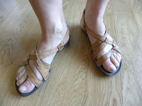 chaussures femme gesting 15 Pantin (93)