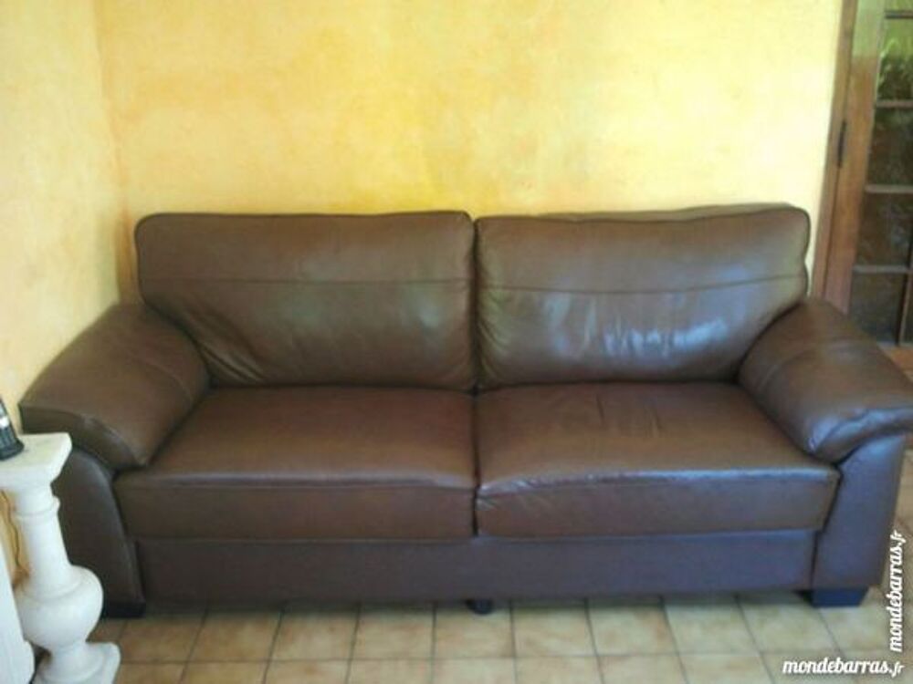 Canap&eacute; 3 places et grand fauteuil en cuir Meubles