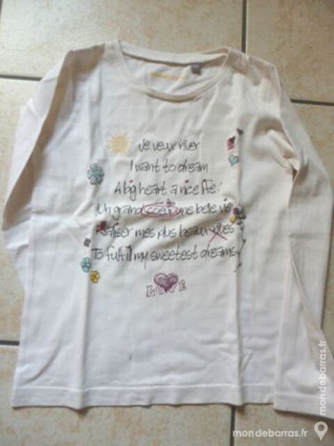 Tee-shirt Fille Manches longues avec motifs 6 ANS 1 Argenton-sur-Creuse (36)