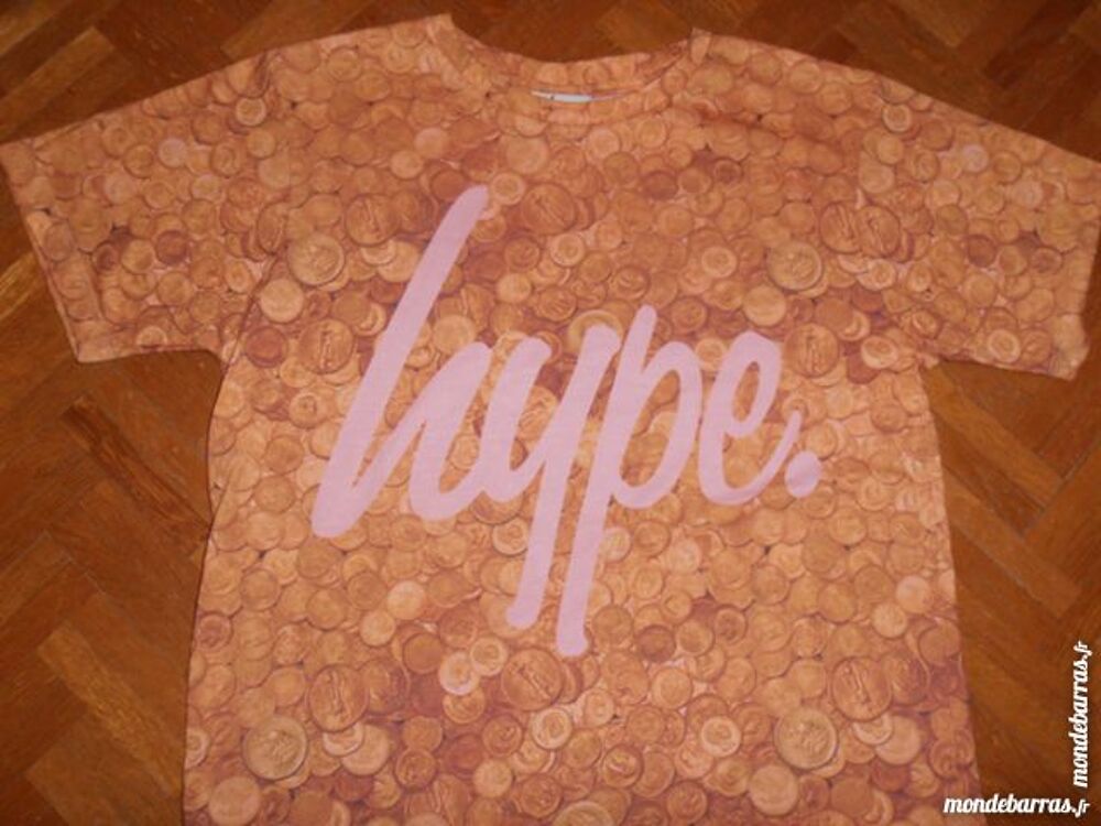 Tee-shirt milliers de pi&egrave;ces Vêtements