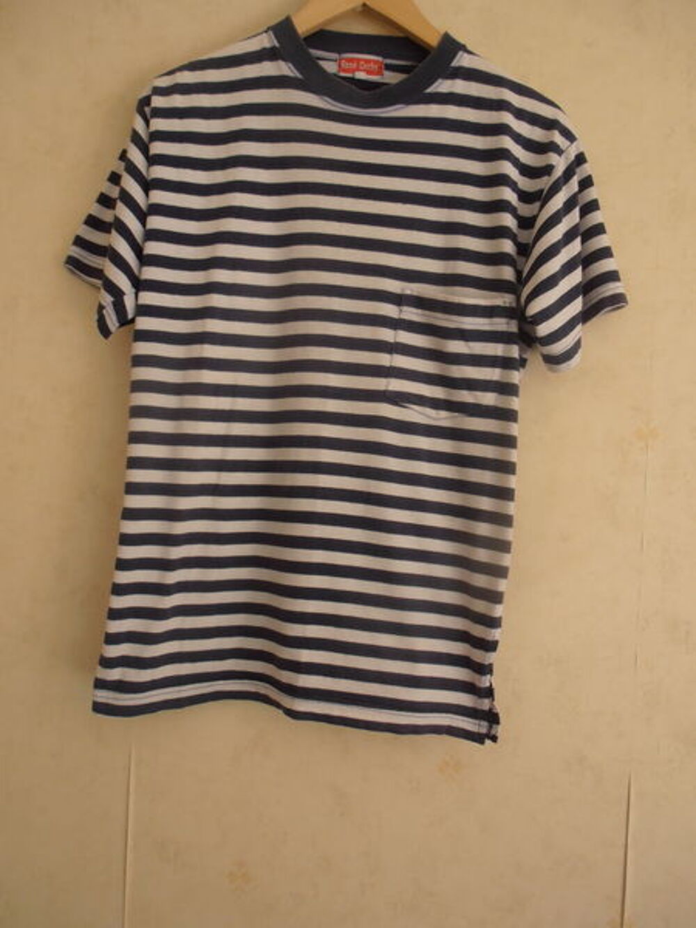 Tee-shirt, Ren&eacute; Dhery (77) Vêtements