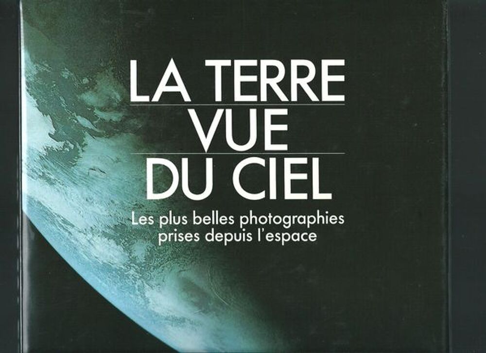 LA TERRE VUE DU CIEL Livres et BD