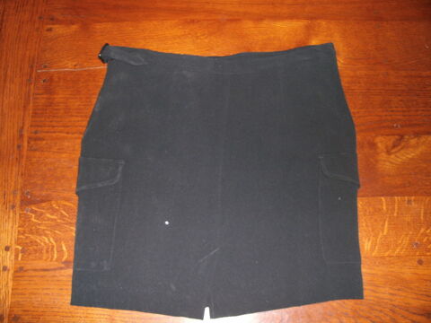 Jupe noire crpe courte IKKS 45 Amnville (57)