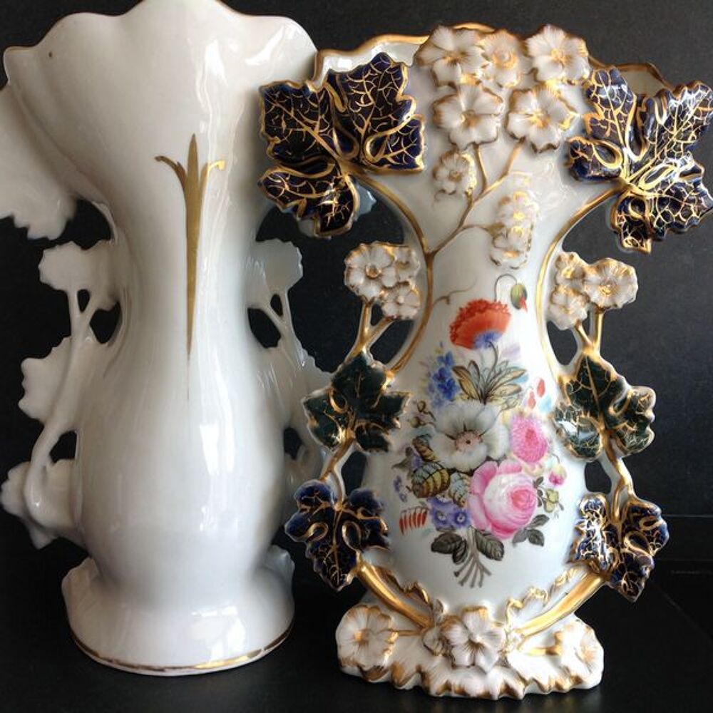 Paire de vases d'&eacute;glise 