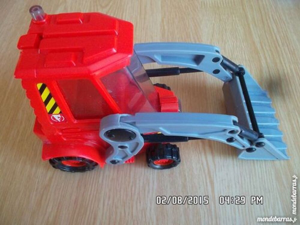 tracteur rouge et gris Jeux / jouets