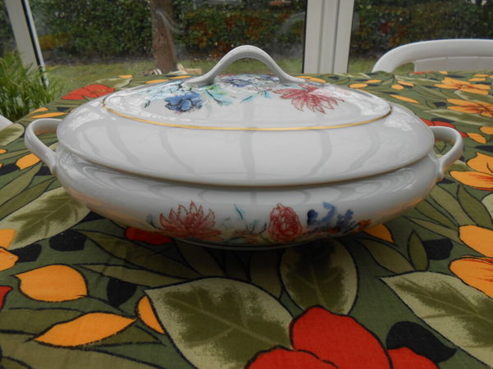 Soupi&egrave;re en porcelaine de Limoges Cuisine