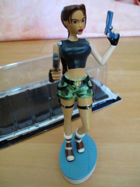 Figurine Lara Croft n16/Tomb Raider/Edition Atlas 7 Toulouse (31)