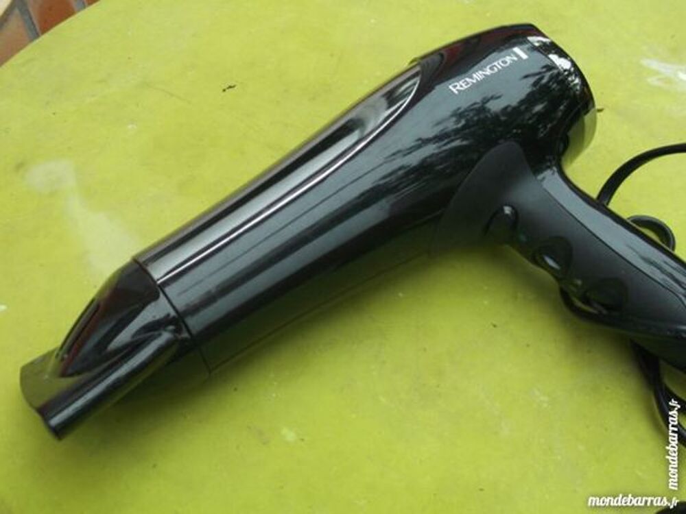 s&egrave;che cheveux Electroménager