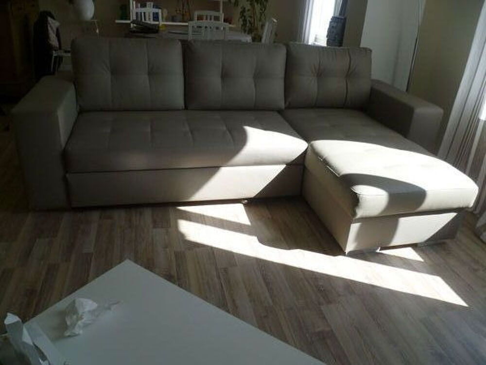 A VENDRE CANAPE CONVERTIBLE Meubles