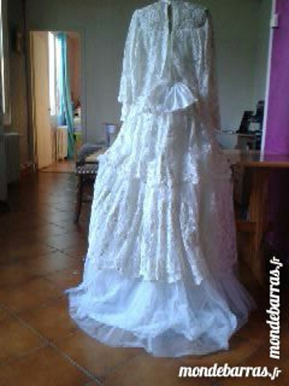 Robe de mari&eacute;e Vêtements