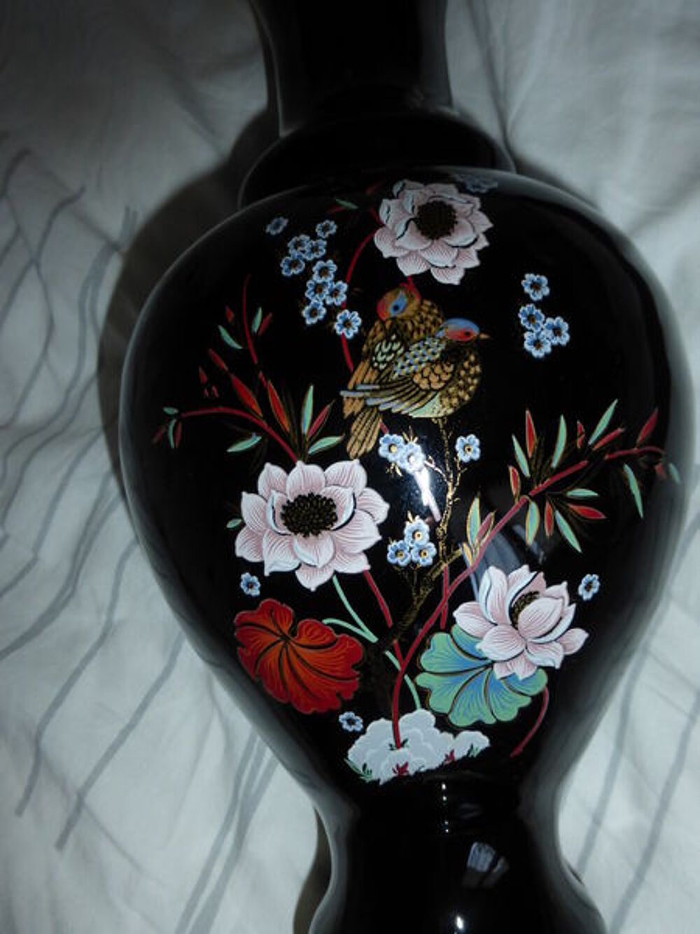VASE A COL noir fleuri Décoration