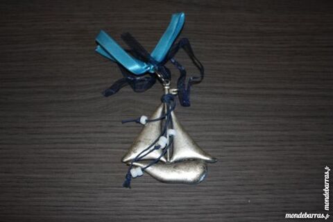 Breloque voilier en mtal 3 La Verdire (83)