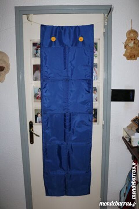 panneau  bleu NEUF 10 compartiments de 23 x 29cm 20 La Mulatière (69)