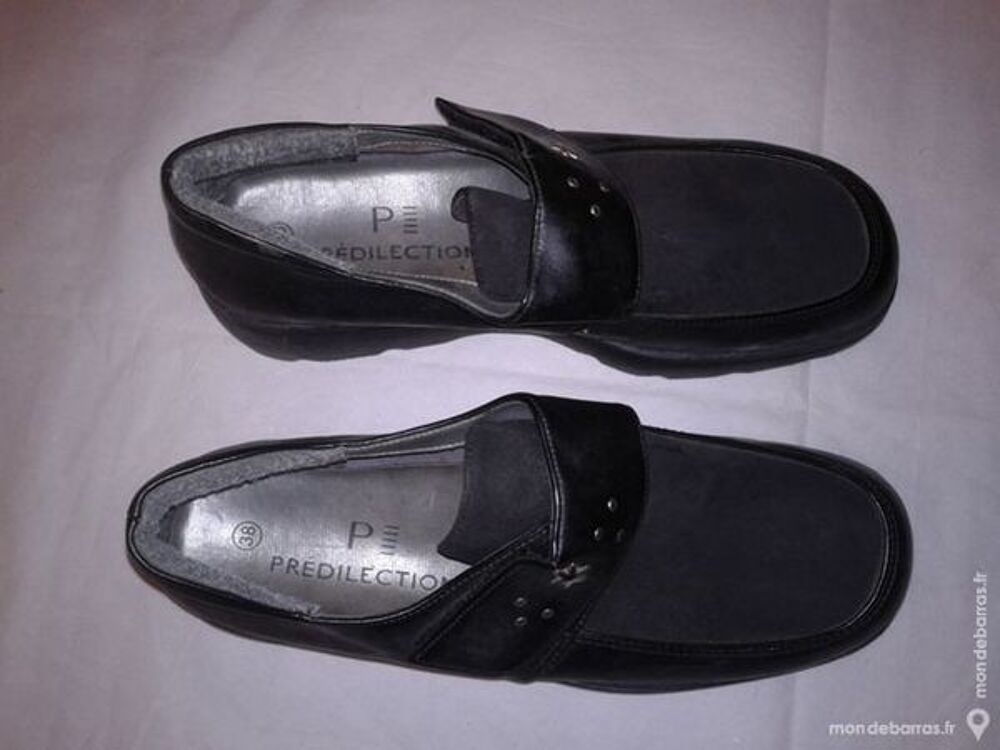 paire de chaussures femme Chaussures