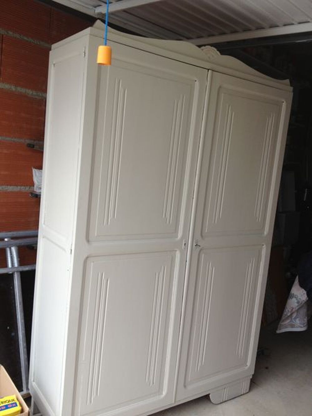 MEUBLES commode ,petite biblioth&egrave;que,
armoire Meubles