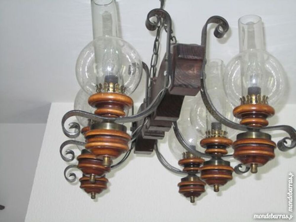 lustre bois m&eacute;tal martel&eacute; 6 lampes Décoration