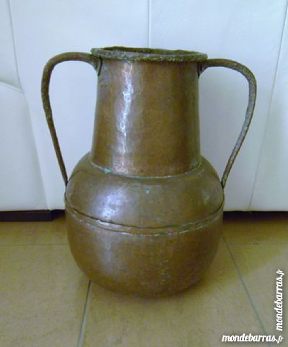 Pot ancien en cuivre hauteur 43 cm Dcoration