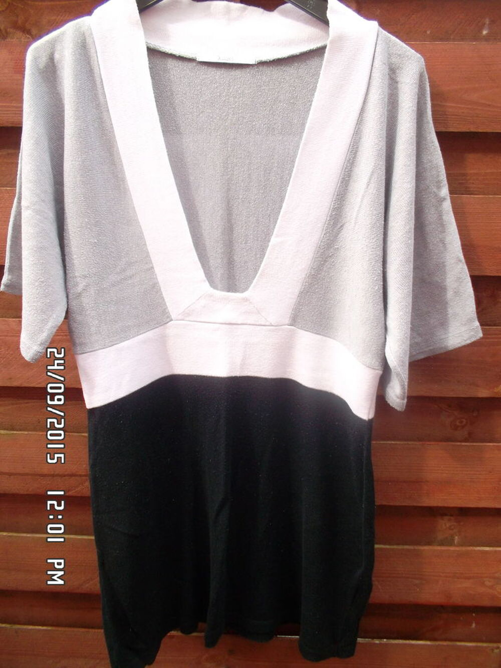 PULL GRIS ET NOIR T.L*JUSTE 2E*KIKI60230 Vêtements