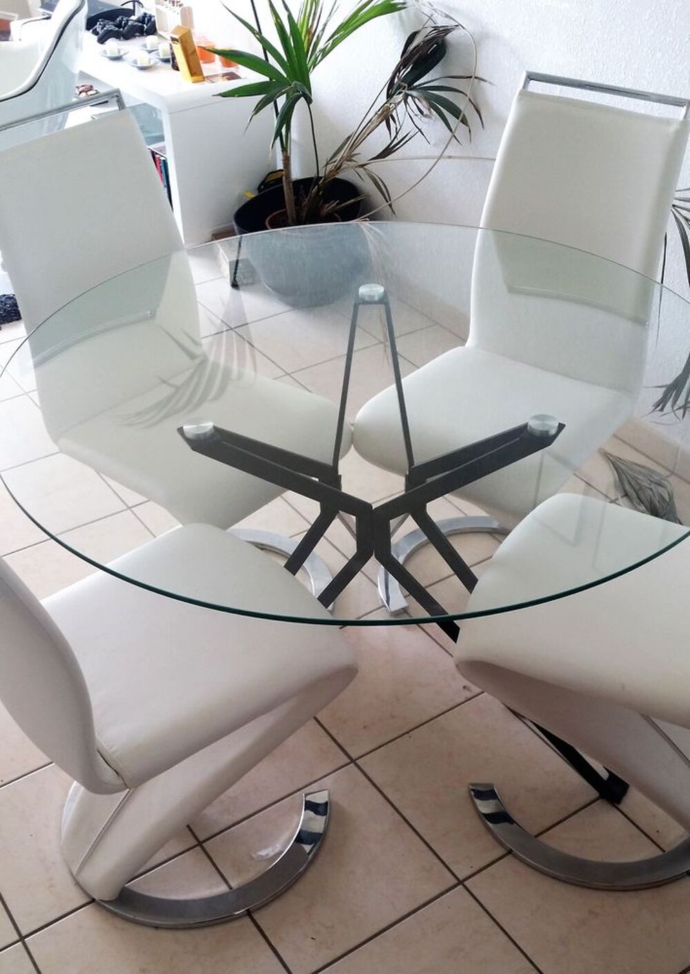 Table &agrave; Manger en verre Meubles