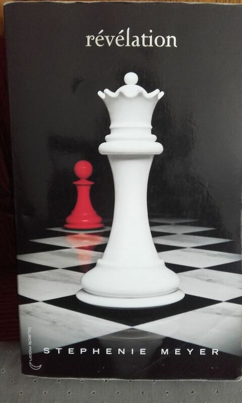 Livre de STEPHANIE MEYER 2 tampes (91)