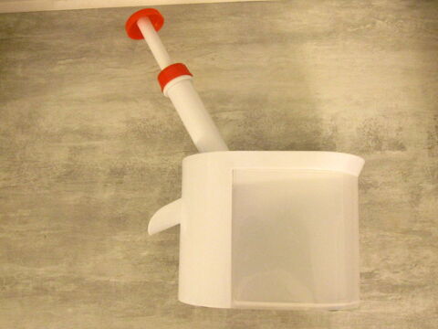 Dnoyauteur  cerises 5 Saint-Jean-Pla-de-Corts (66)