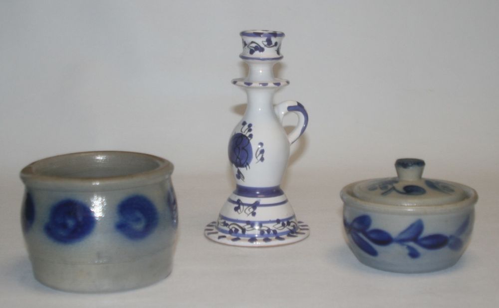 Pots en gr&eacute;s bleu et bougeoir Delft Cuisine
