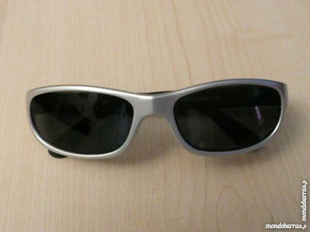 LUNETTES DE SOLEIL ENFANT CARS 3 ANS Bijoux et montres