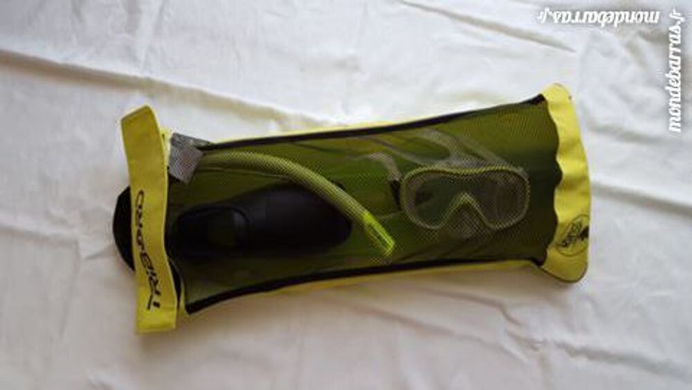 Kit masque + tuba + palmes (taille 39) Sports